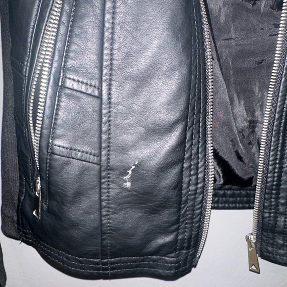 Woman’s Black Faux Leather Jacket - Picture 6 of 9